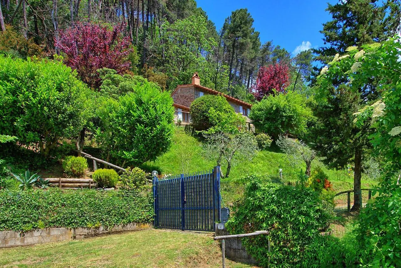 Casale Di Cozzile By Posarellivillas Massa e Cozzile